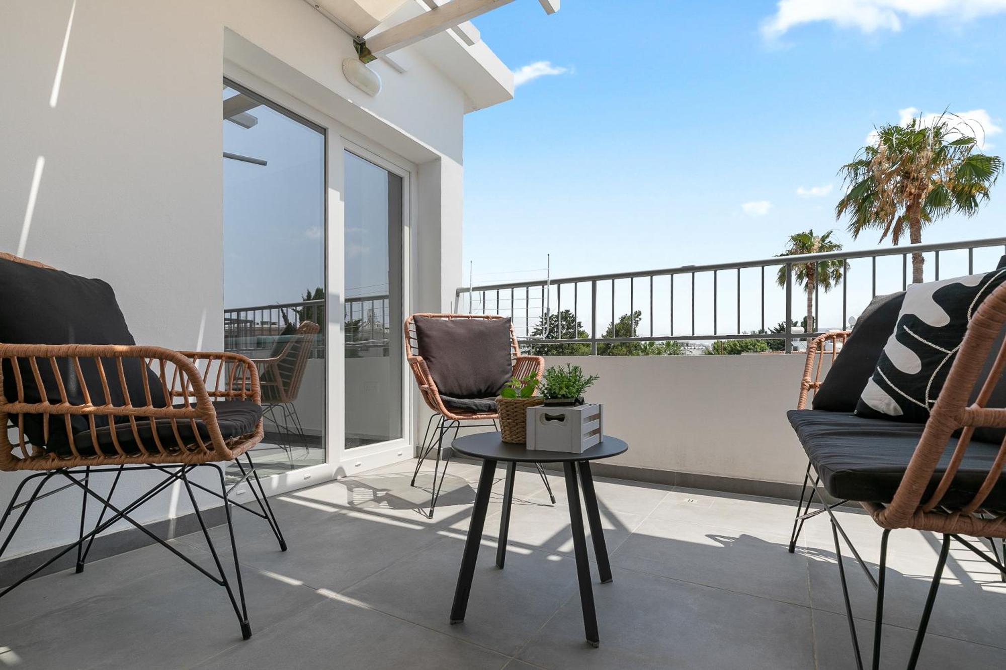 Kato | Prime Location By Vichy Holidays Apartment
